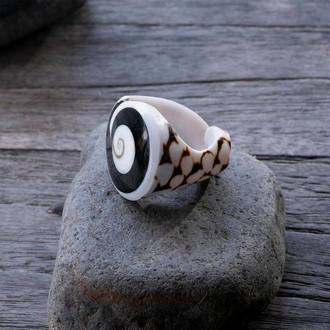 Kagyló Gyűrű - Fekete