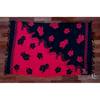 Hibiszkusz mintás fekete - rózsaszín átlós sarong